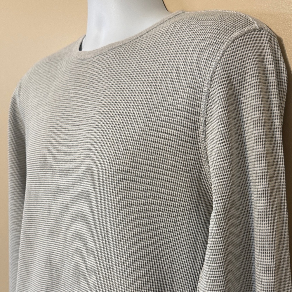 Hugo Boss Men's Long Sleeve Crewneck Thermal Tee in Light Blue. Size Large - Picture 2 of 10